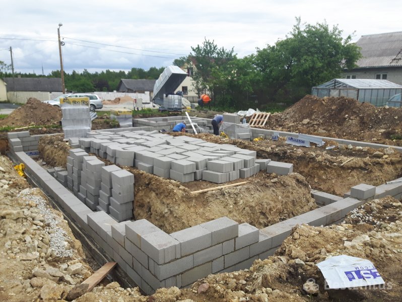 fundament-teplij-pol