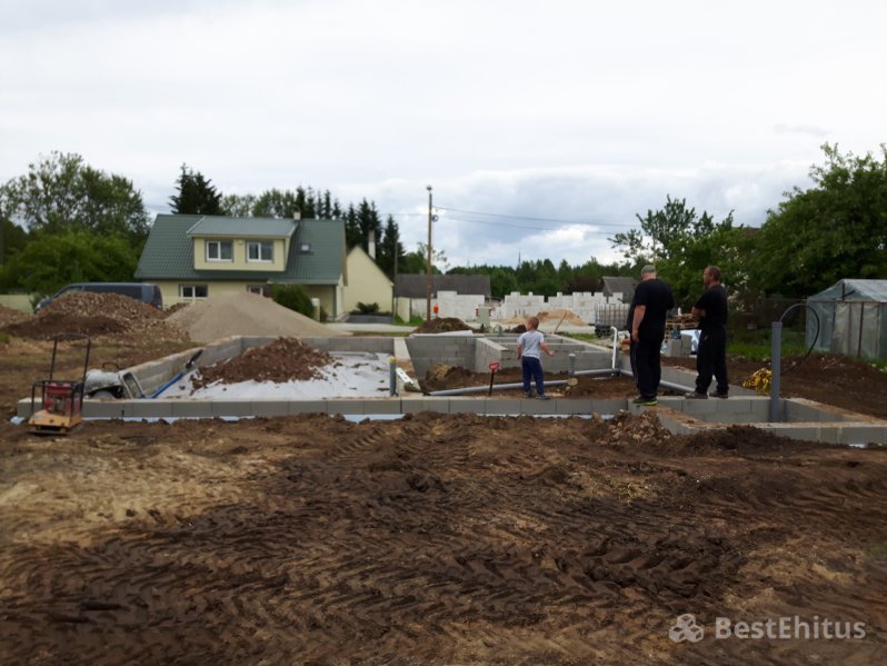 fundament-teplij-pol