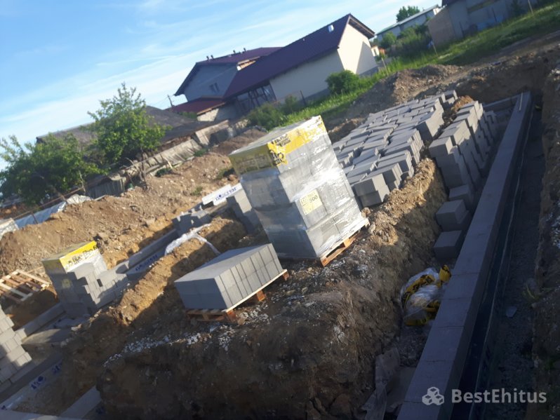 fundament-teplij-pol