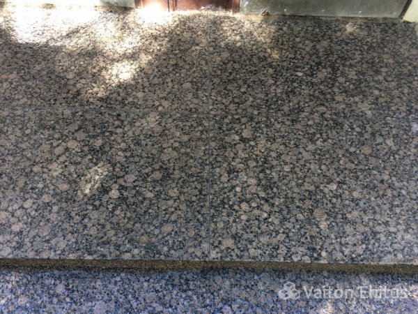 remont_lestnic_granitom